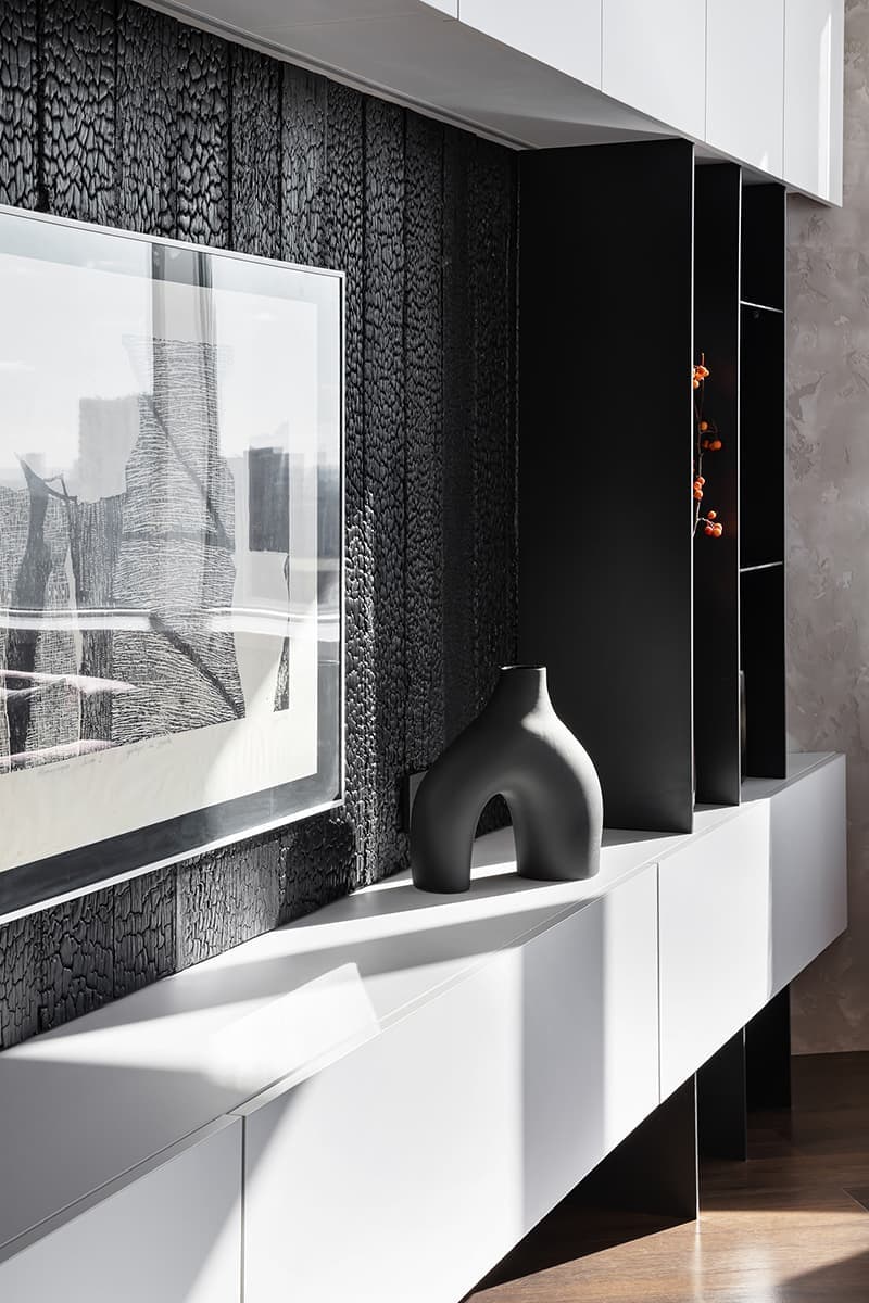 Яркий интерьер, основанный на типажах внешности – проект Евгения Швецова