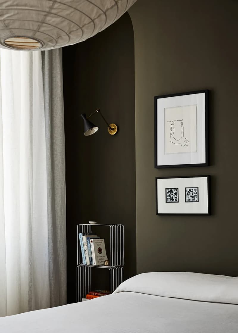 Мультикультурный интерьер двухэтажной квартиры – проект Brahman Perera