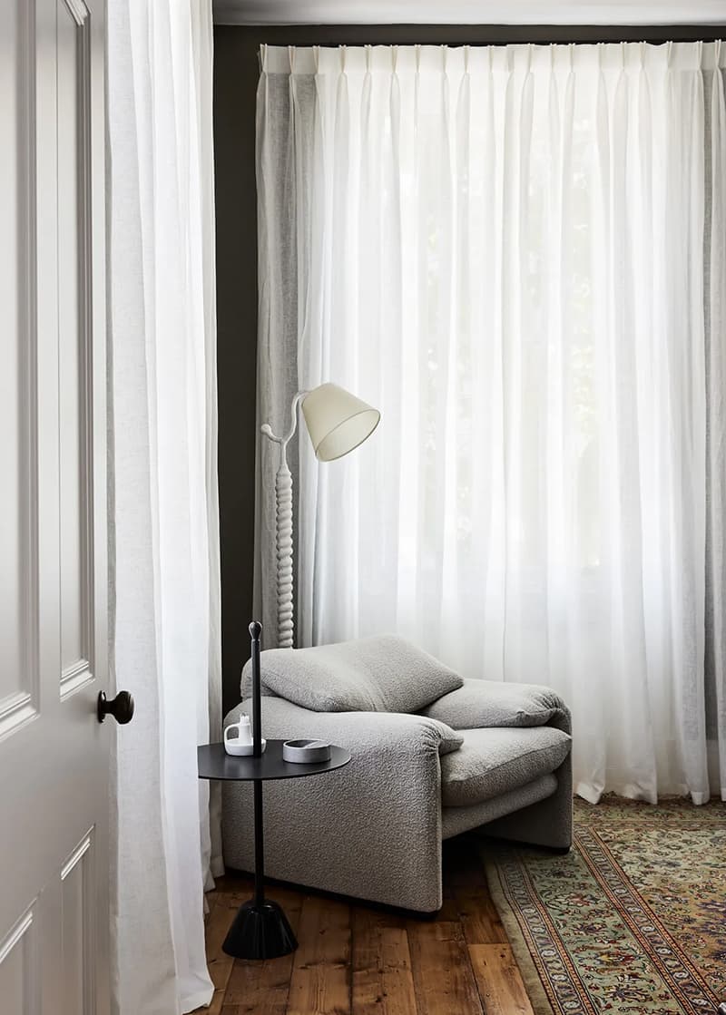 Мультикультурный интерьер двухэтажной квартиры – проект Brahman Perera