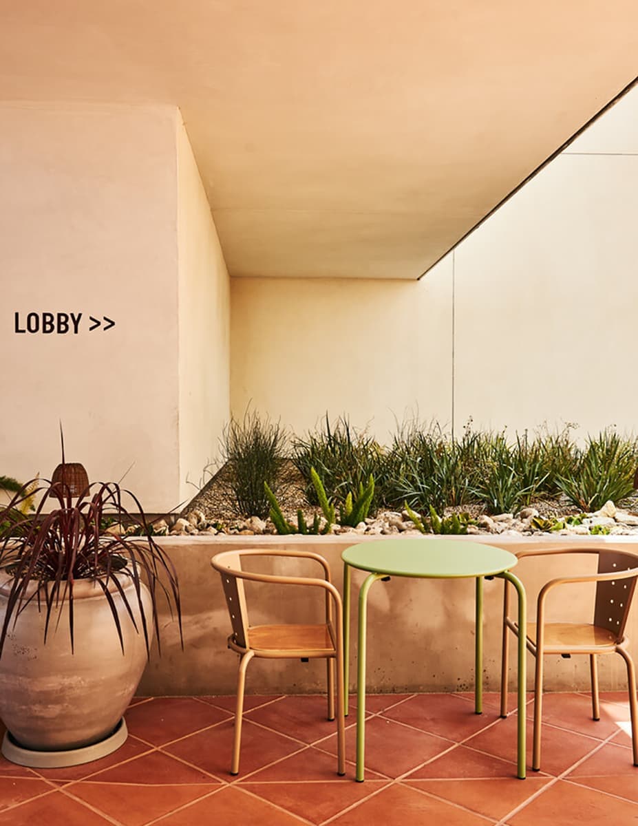 Американский отель со средиземноморским настроением – новый проект Home Studios