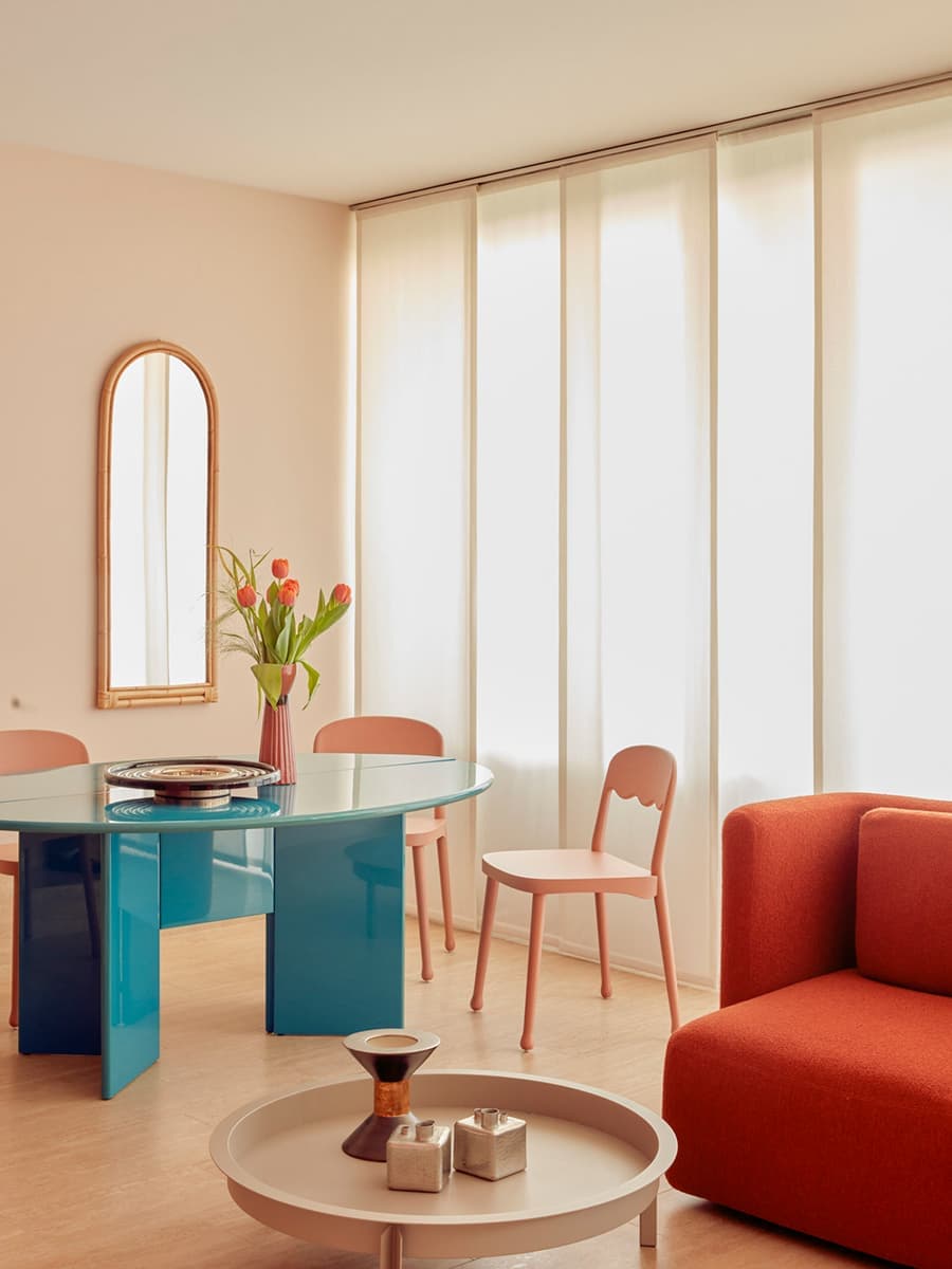 Свежий микс теплых оттенков в интерьере итальянской квартиры – проект Кристины Челестино