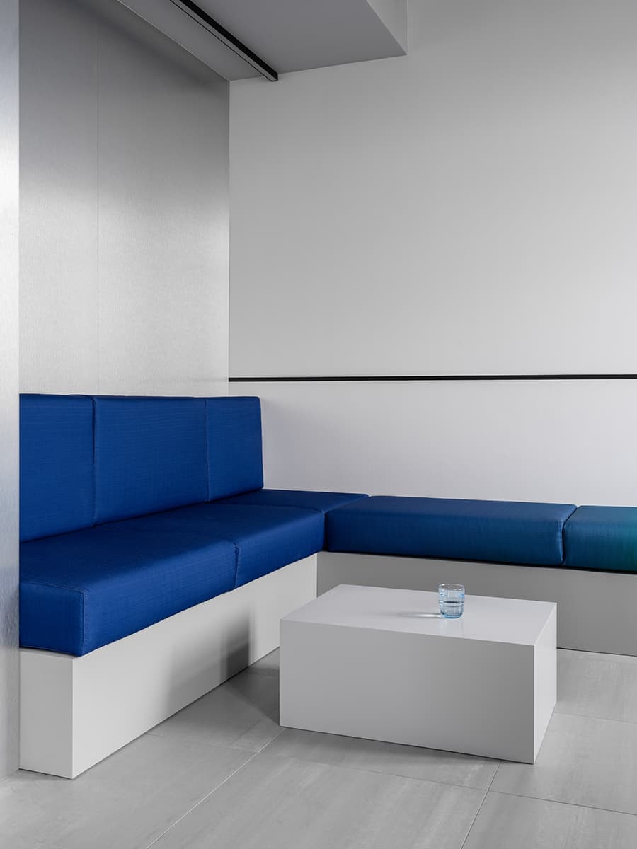 Простая красота в интерьере стоматологического центра – проект Рустэма Уразметова