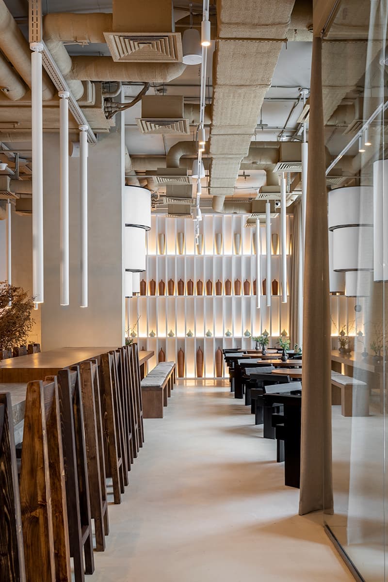 Лаконичный интерьер кафе с серферским духом – проект FREYA Architects