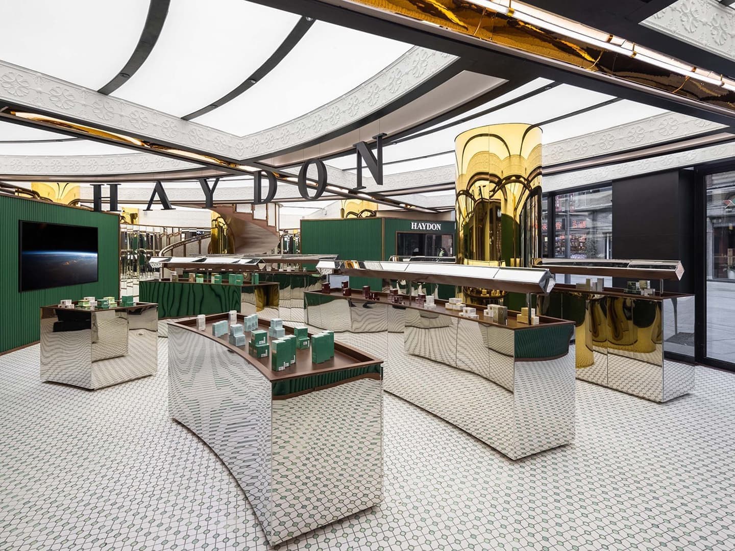 Интерьер на границе восточной и западной культур – проект Various Associates