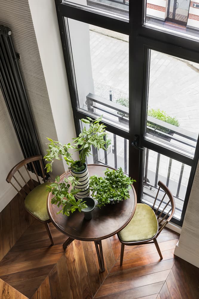 Уютный интерьер компактной квартиры с антресолью – проект Александры Ермиловой