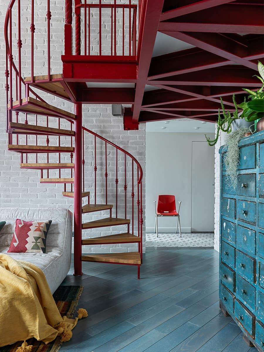 Двухэтажная квартира с эстетикой нью-йоркских лофтов – проект ToTaste.studio