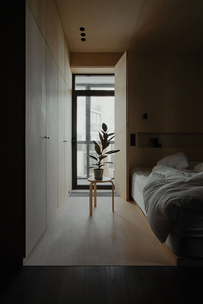 Интерьер семейного дома с мраморными акцентами – проект Саши Гамолина