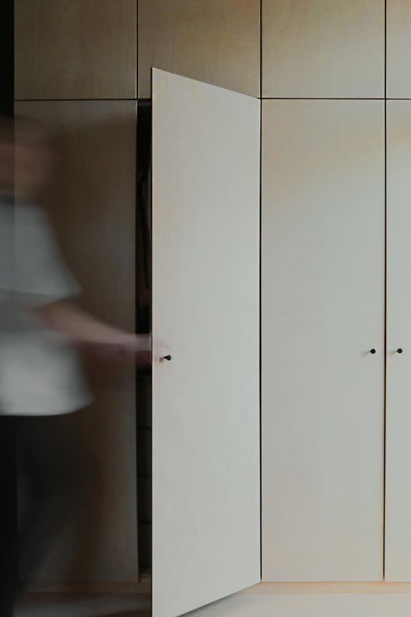 Интерьер семейного дома с мраморными акцентами – проект Саши Гамолина