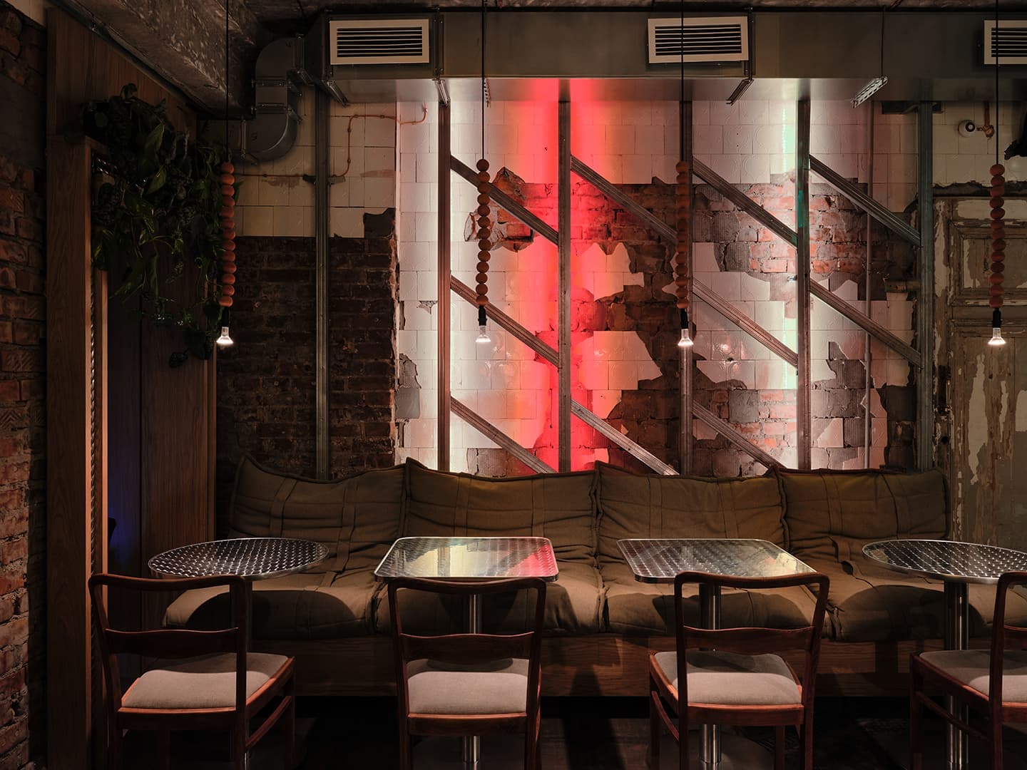Оригинальный интерьер азиатского ресторана с открытой кухней – проект DA bureau