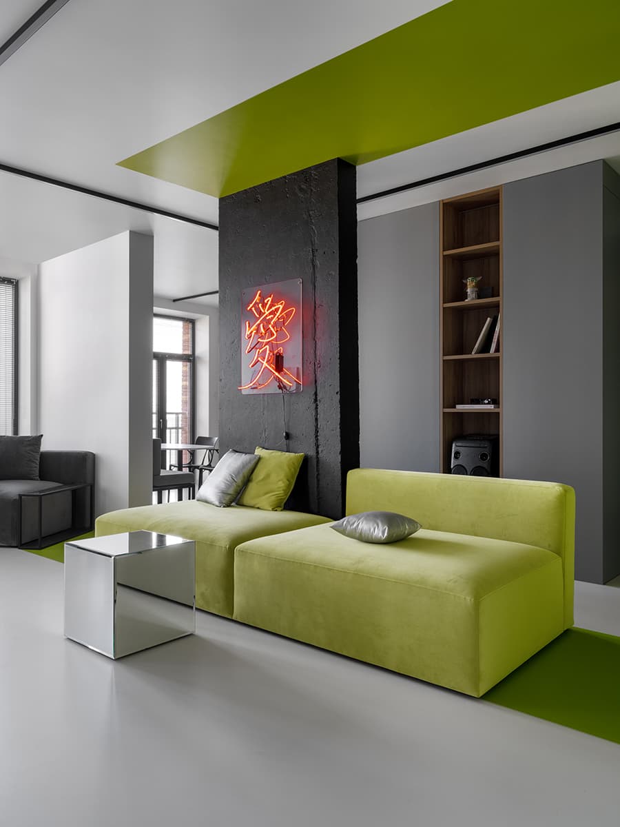 Свежие цвета в технологичном интерьере квартиры для студента – проект Рустэма Уразметова