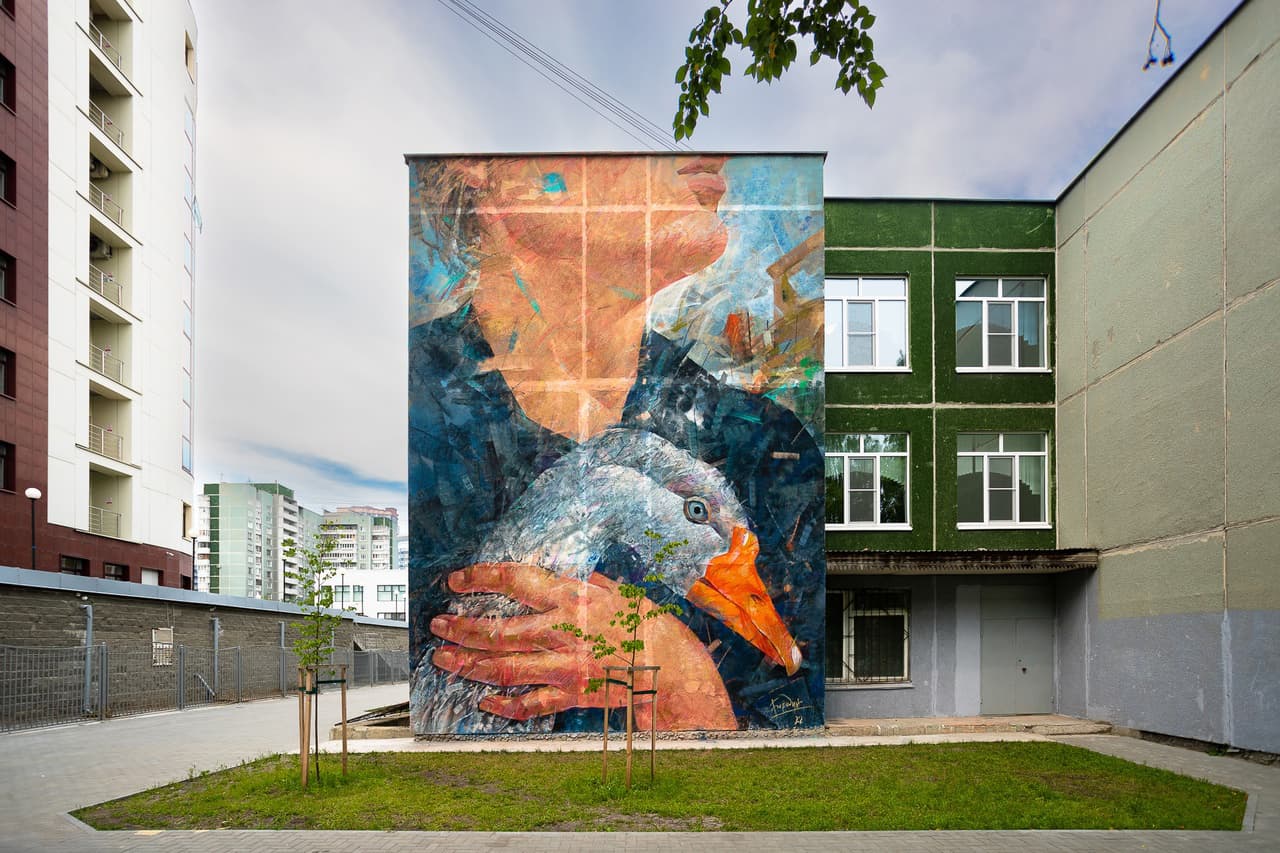 Международный фестиваль уличного искусства STENOGRAFFIA: «Портрет с гусем», Кирилл Бородин. Фото: Дмитрий Чабанов, Павел Иванов