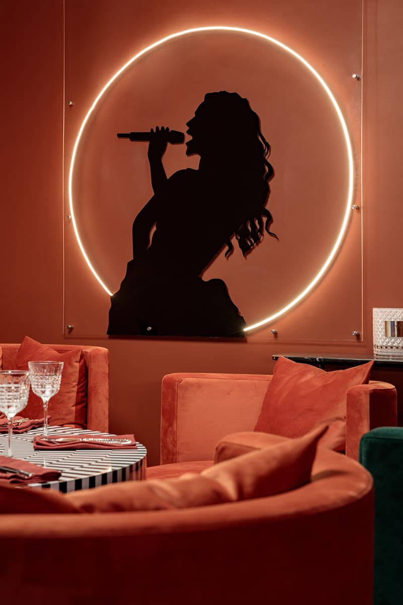 Праздничный интерьер караоке-бара в стиле 1950-х – проект бюро ARCHPOINT