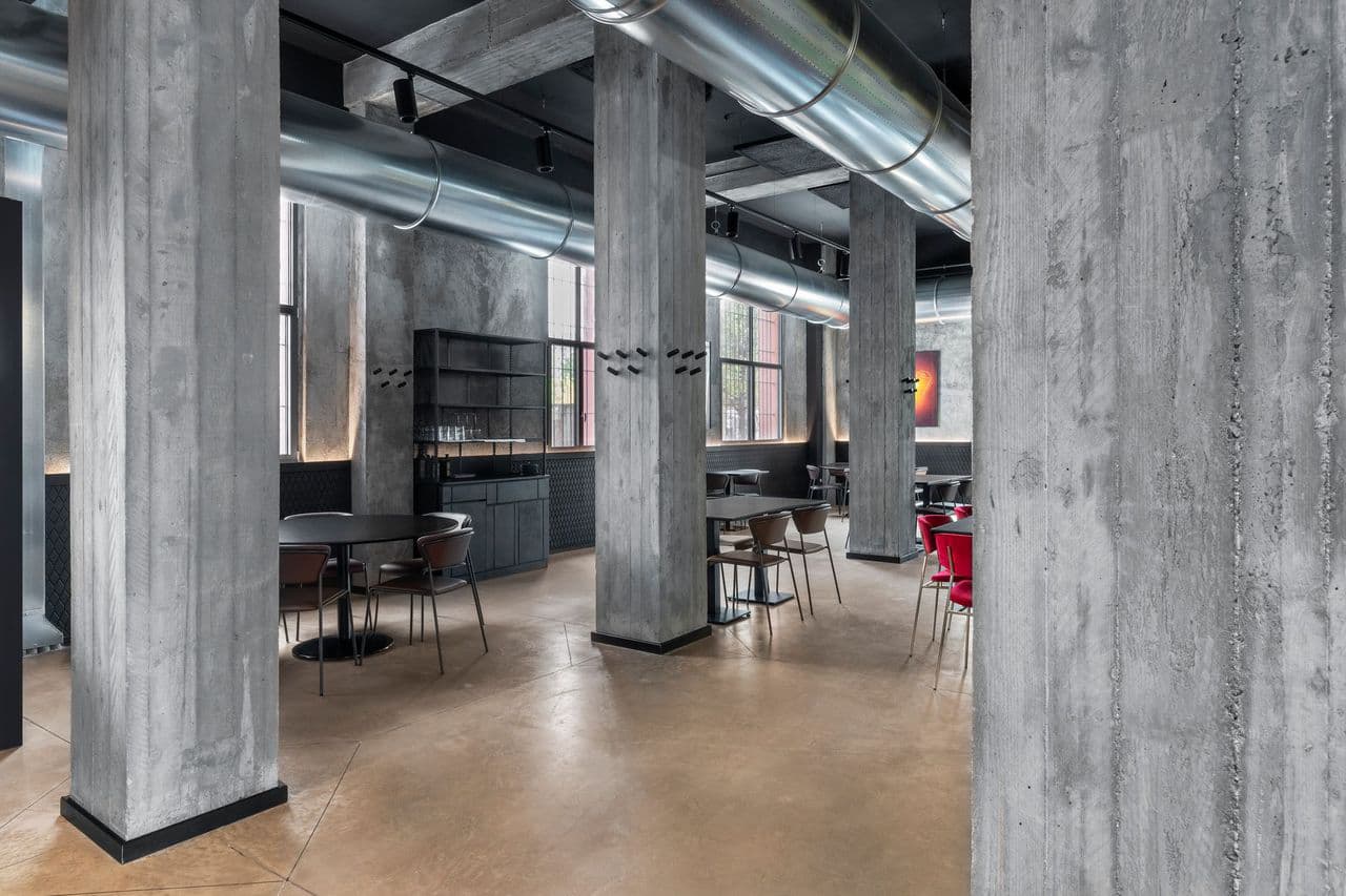 Фактурный интерьер итальянского бара-ресторана – проект студии lamatilde