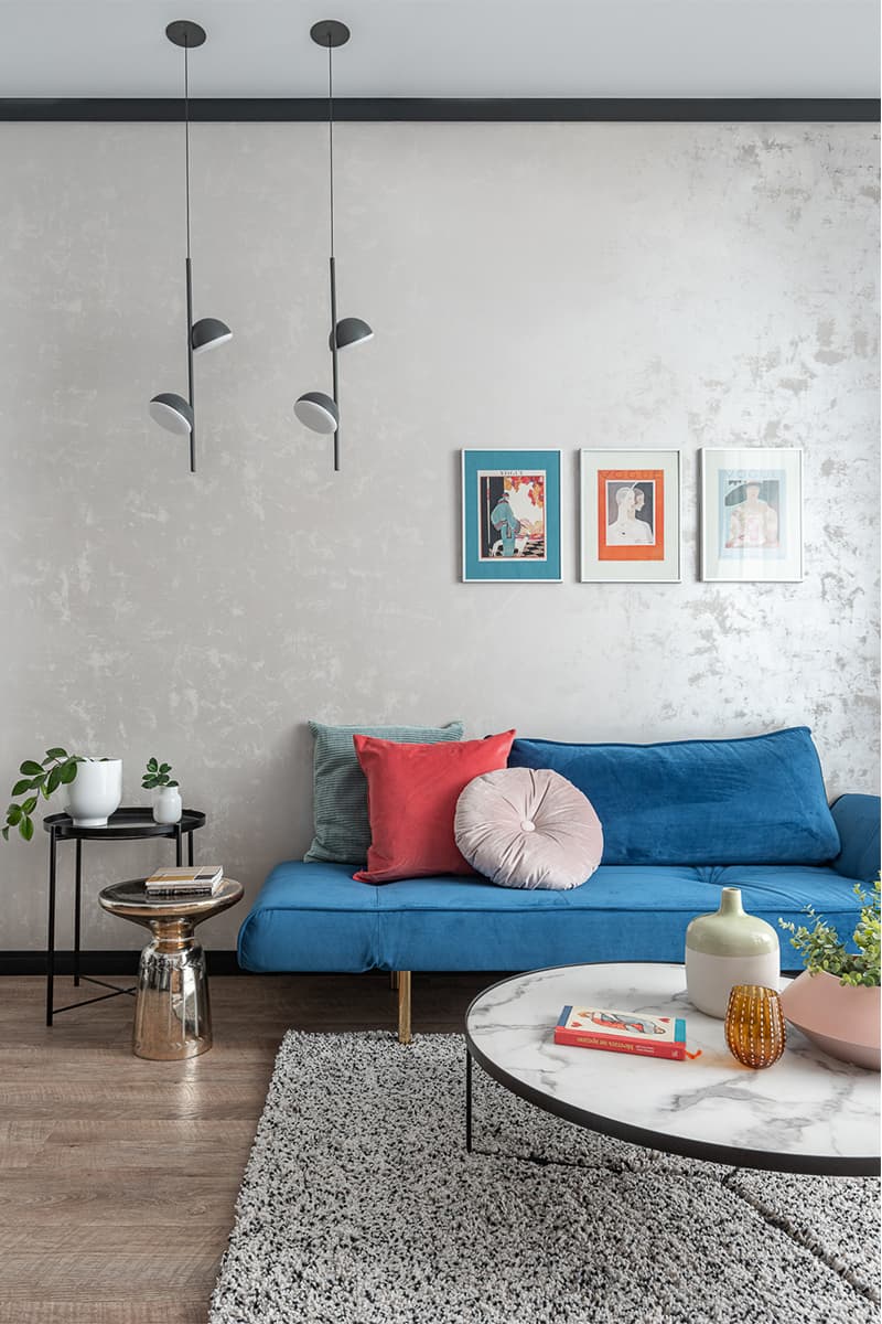 Обилие арок, декора и сочных тонов в интерьере челябинской квартиры – проект архитектурного бюро BAUERHAUS