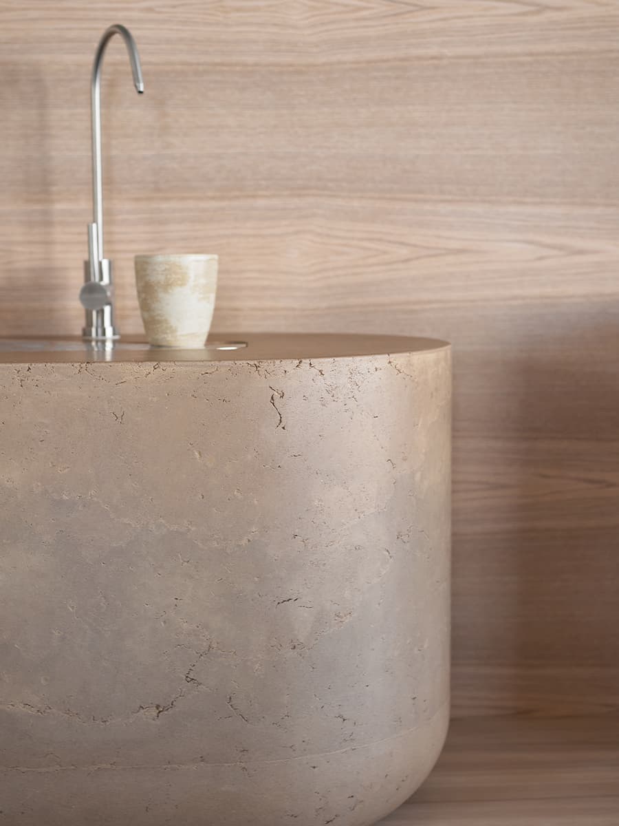 Уютный интерьер ресторана в индустриальных декорациях – проект DA Bureau