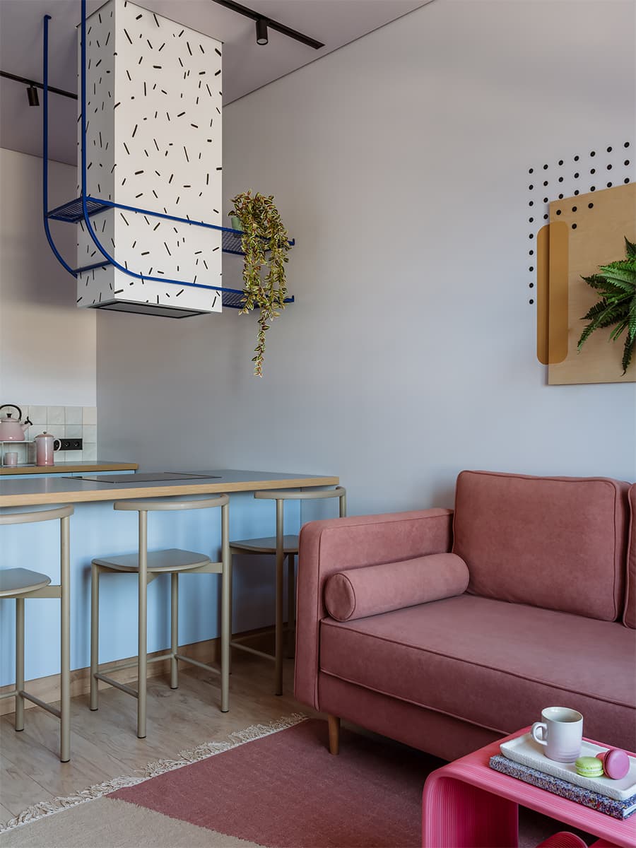 Живописный интерьер, вдохновленный современным искусством – проект Via Interior Buro