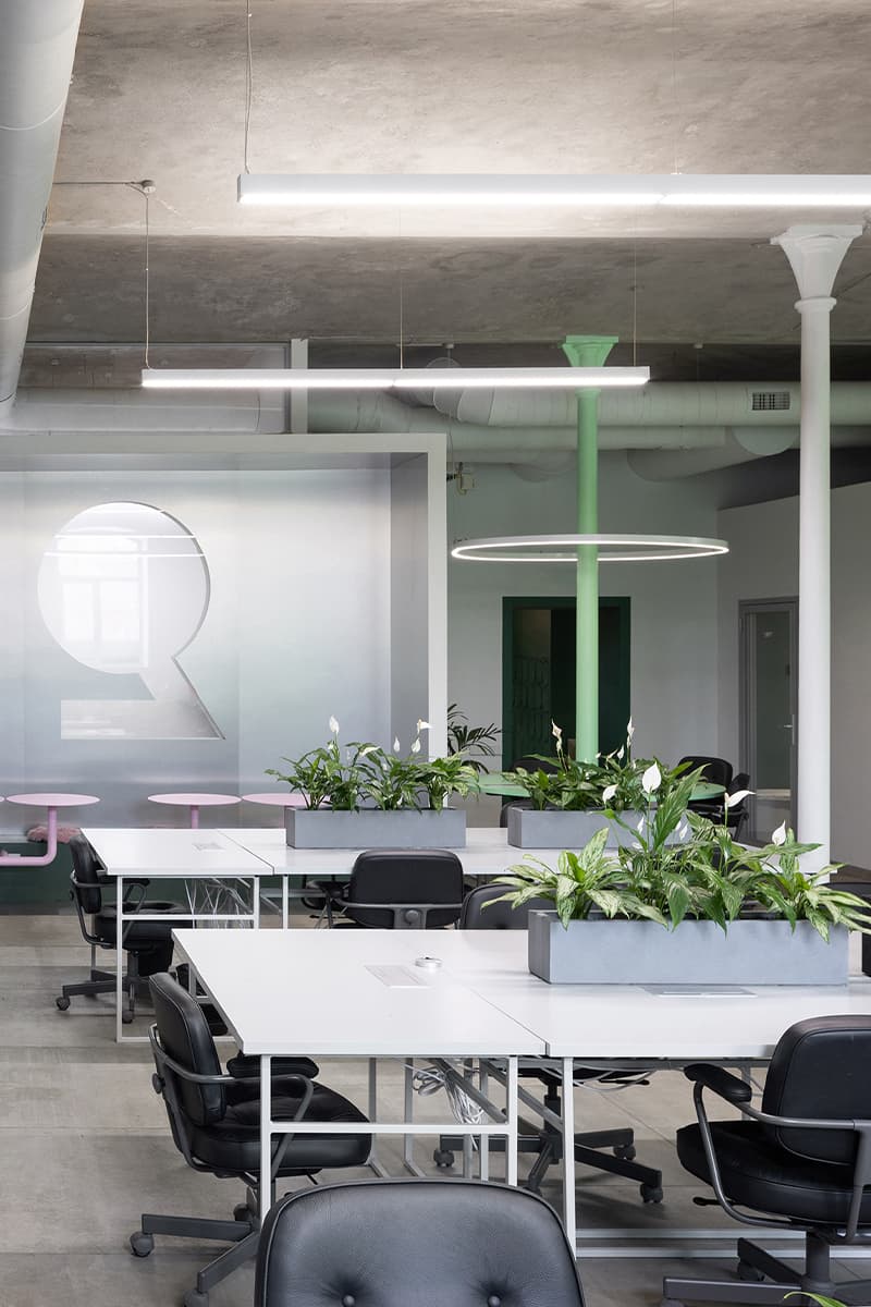 Свежий интерьер офиса для креативного агентства – проект бюро СХЕМА