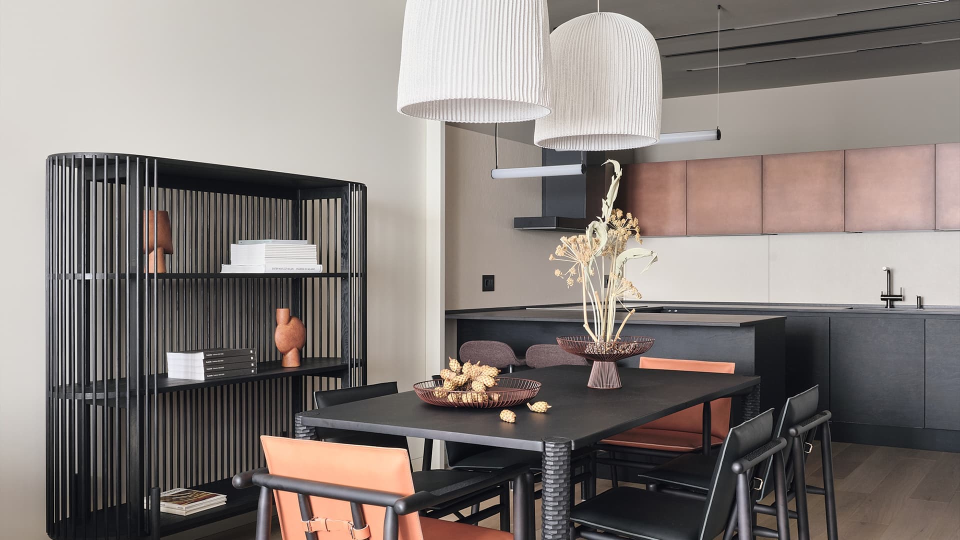 Интерьер питерской квартиры с этническими мотивами – проект LIVET Architects