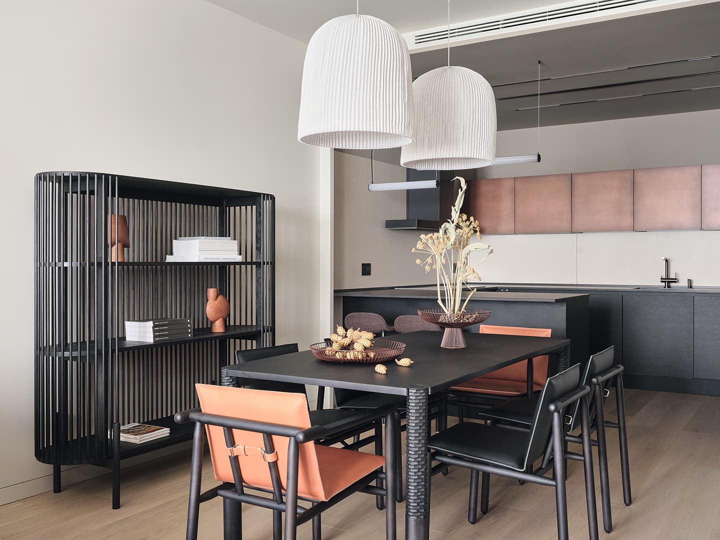 Интерьер питерской квартиры с этническими мотивами – проект LIVET Architects