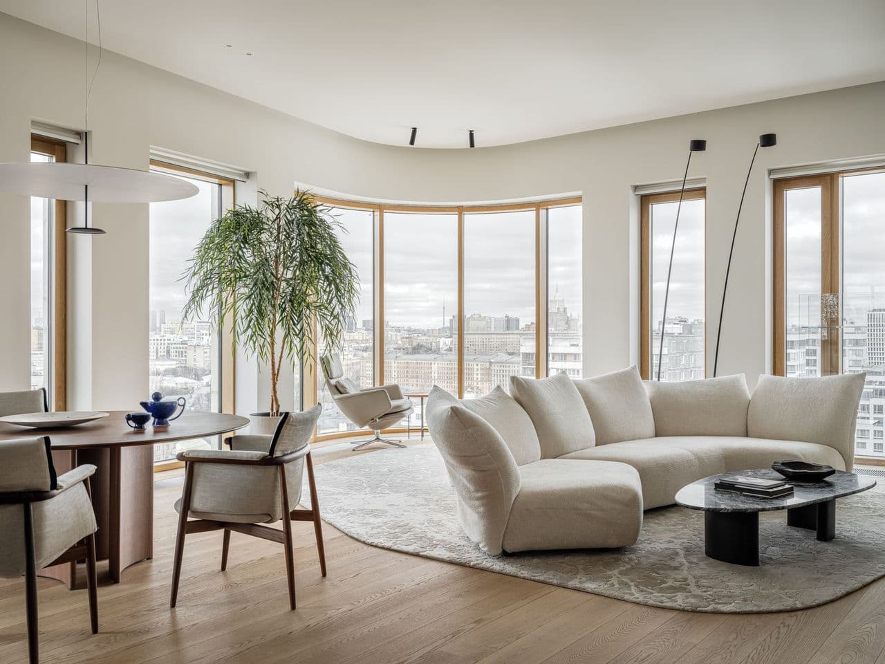 Сбалансированные пропорции в статусном и уютном интерьере – проект RYMAR.Studio