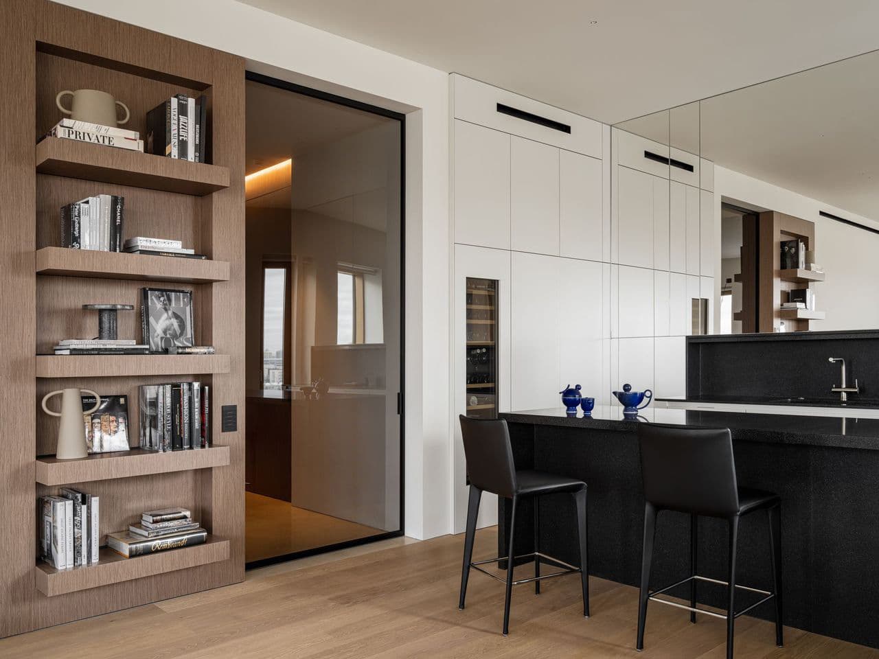 Сбалансированные пропорции в статусном и уютном интерьере – проект RYMAR.Studio