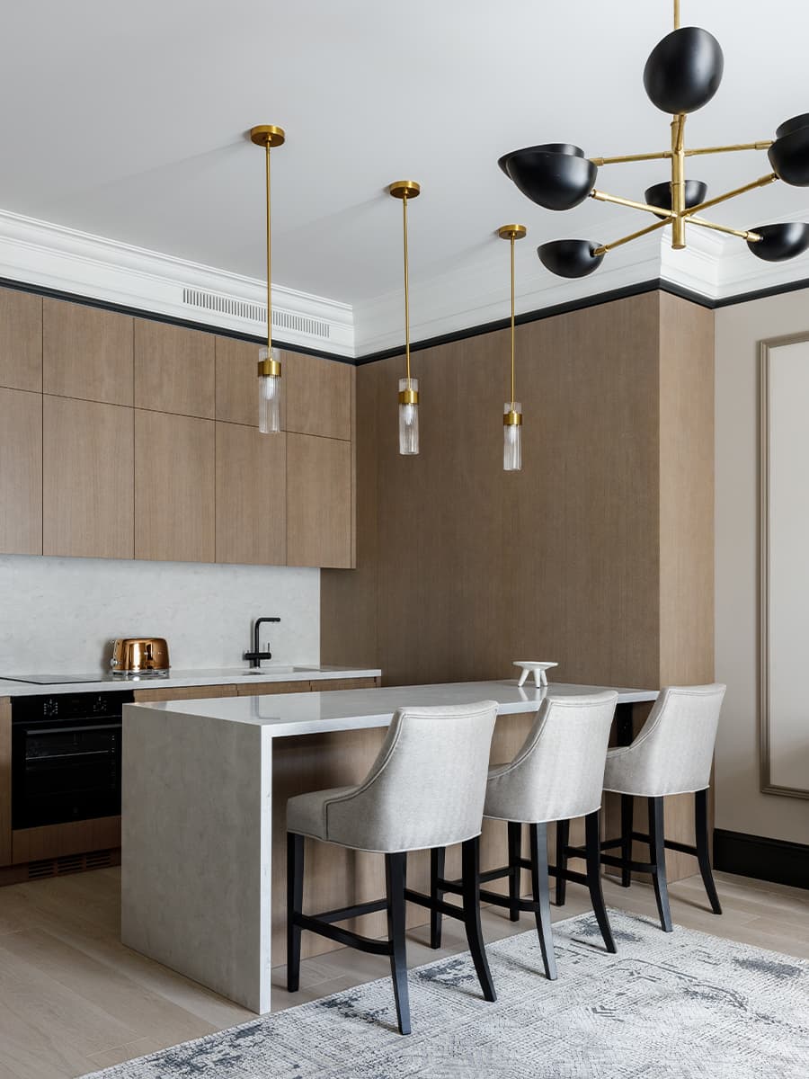 Изысканный интерьер с авторской мебелью для квартиры в центре Москвы — проект Дины Салаховой