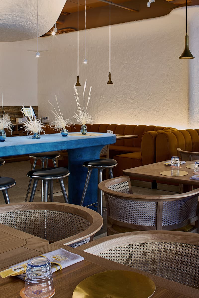 Мягкий интерьер ресторана японской кухни на стыке Востока и Запада – проект Юлии Ионовой