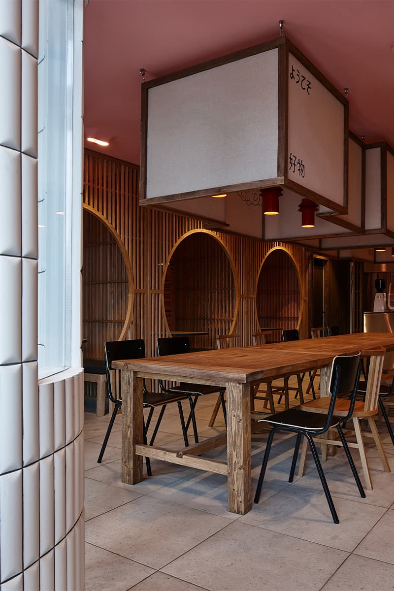 Богатый на смыслы и детали интерьер японского бистро в Перми – проект ASHBURO