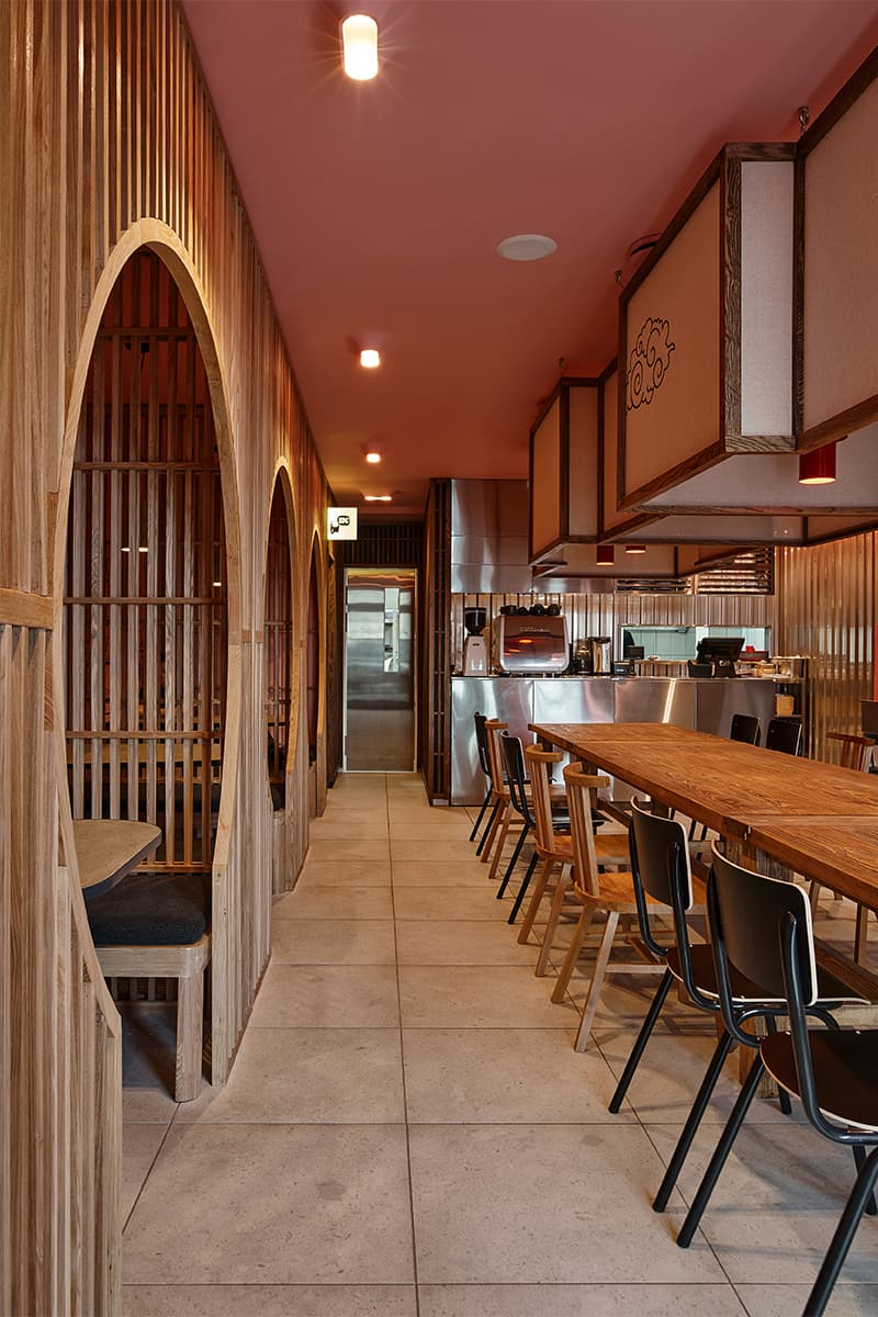 Богатый на смыслы и детали интерьер японского бистро в Перми – проект ASHBURO