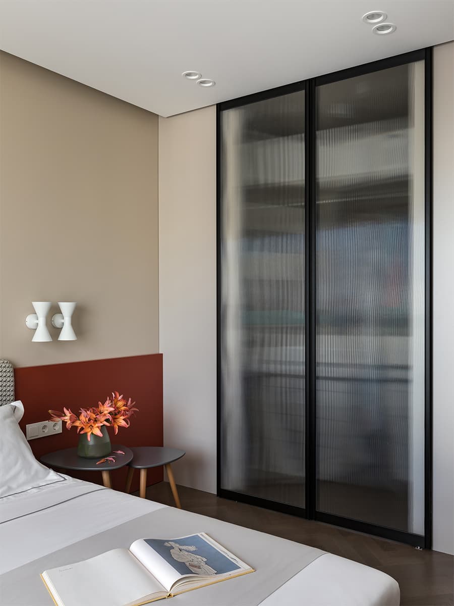 Уютный интерьер в теплых тонах для гостеприимной семьи – проект Татьяны Манцевич