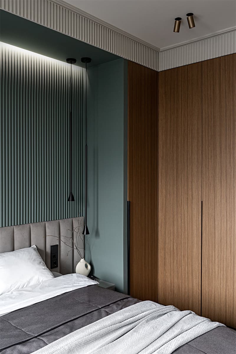 Графичные перегородки, стекло и дерево в интерьере для молодого человека – проект дизайн-студии Albina Muna