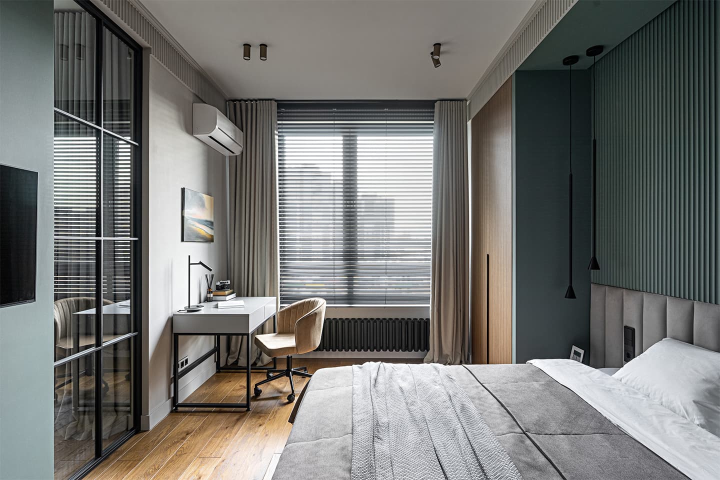 Графичные перегородки, стекло и дерево в интерьере для молодого человека – проект дизайн-студии Albina Muna