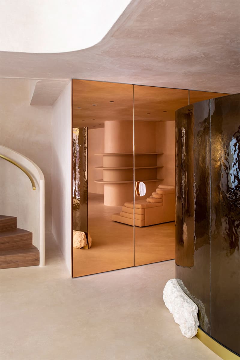 Новая женственность в интерьере мультибрендового магазина одежды – проект Studiopepe