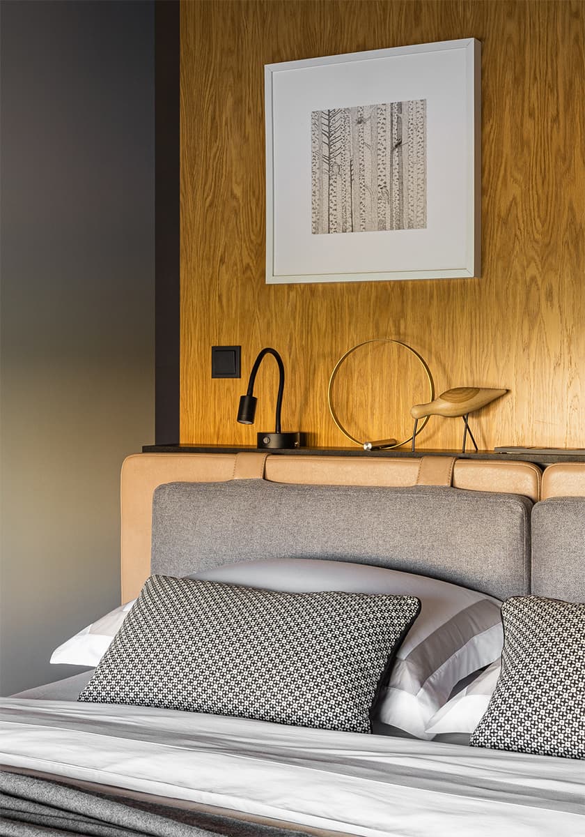 Функциональный интерьер квартиры с панорамным видом на реку – проект ELF Interior