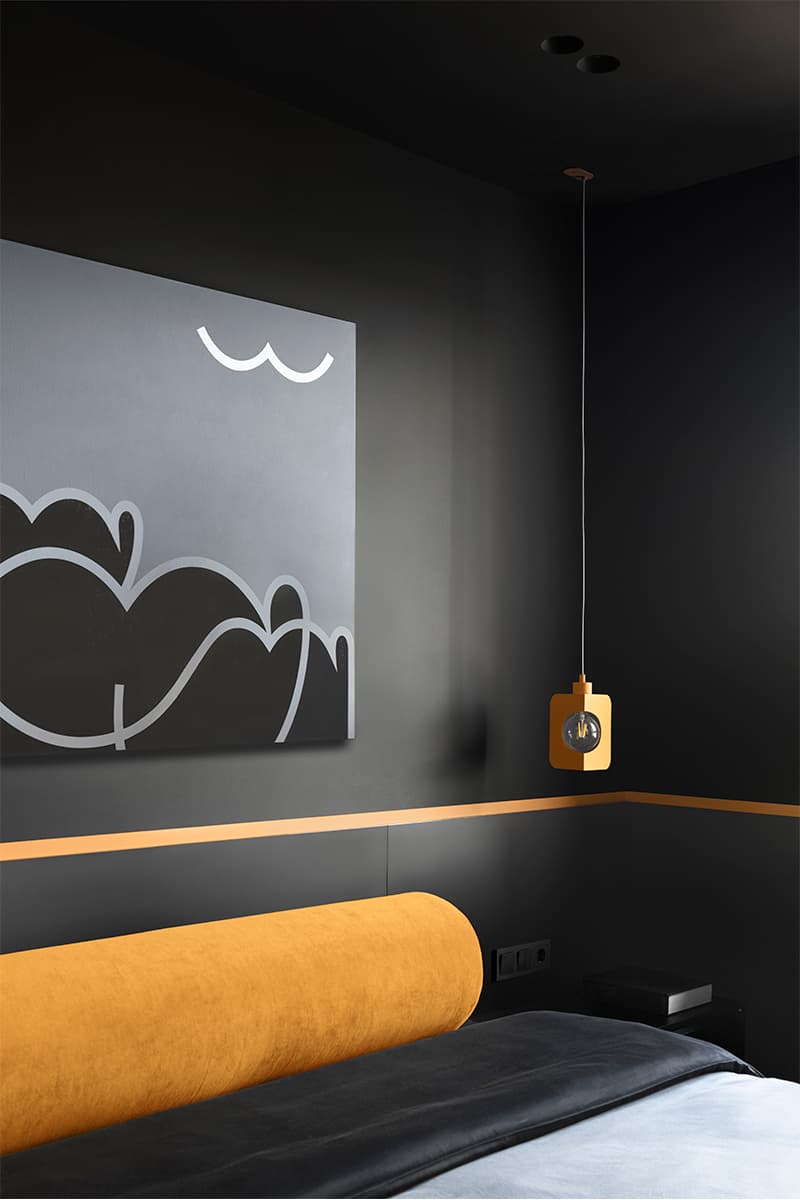 Ода функциональности: color-blocking и продуманные сценарии движения в интерьере минской квартиры – проект Михаила Курносова