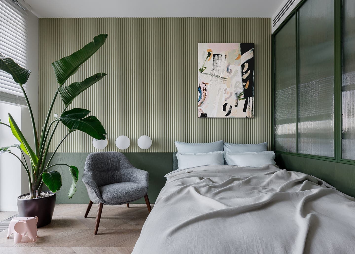 От изумрудного до оливкового: все оттенки зеленого в интерьере московской квартиры — проект студии дизайна BALCON