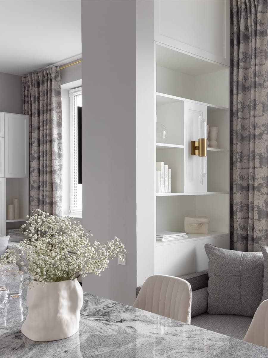 Утонченный интерьер компактной квартиры с трансформируемой мебелью – проект Ирины Ващенко