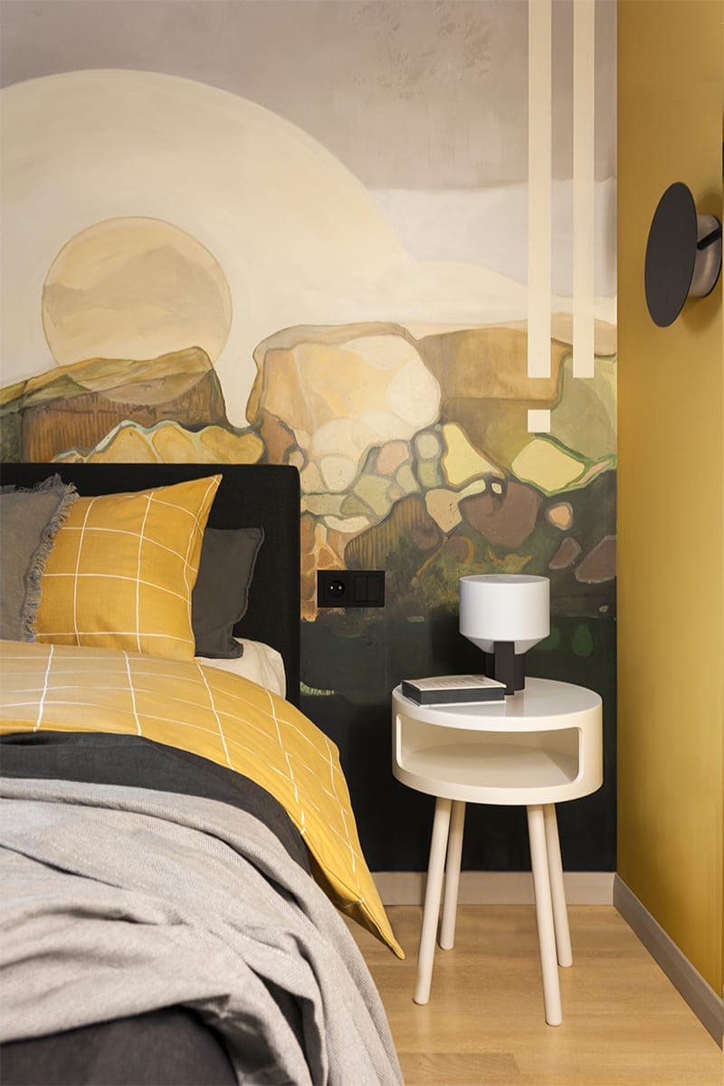 Яркие краски в интерьере квартиры для активной семьи с двумя детьми — проект студии «Точка дизайна»