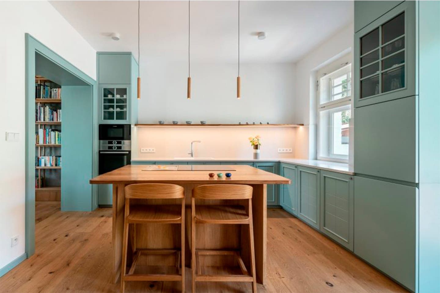 Вневременный интерьер загородного коттеджа в Праге — проект студии No Architects