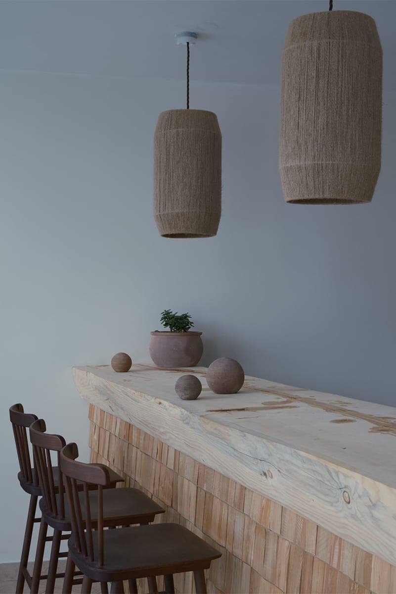 Природные оттенки и этнический декор в интерьере банного комплекса — проект Дмитрия Симонова