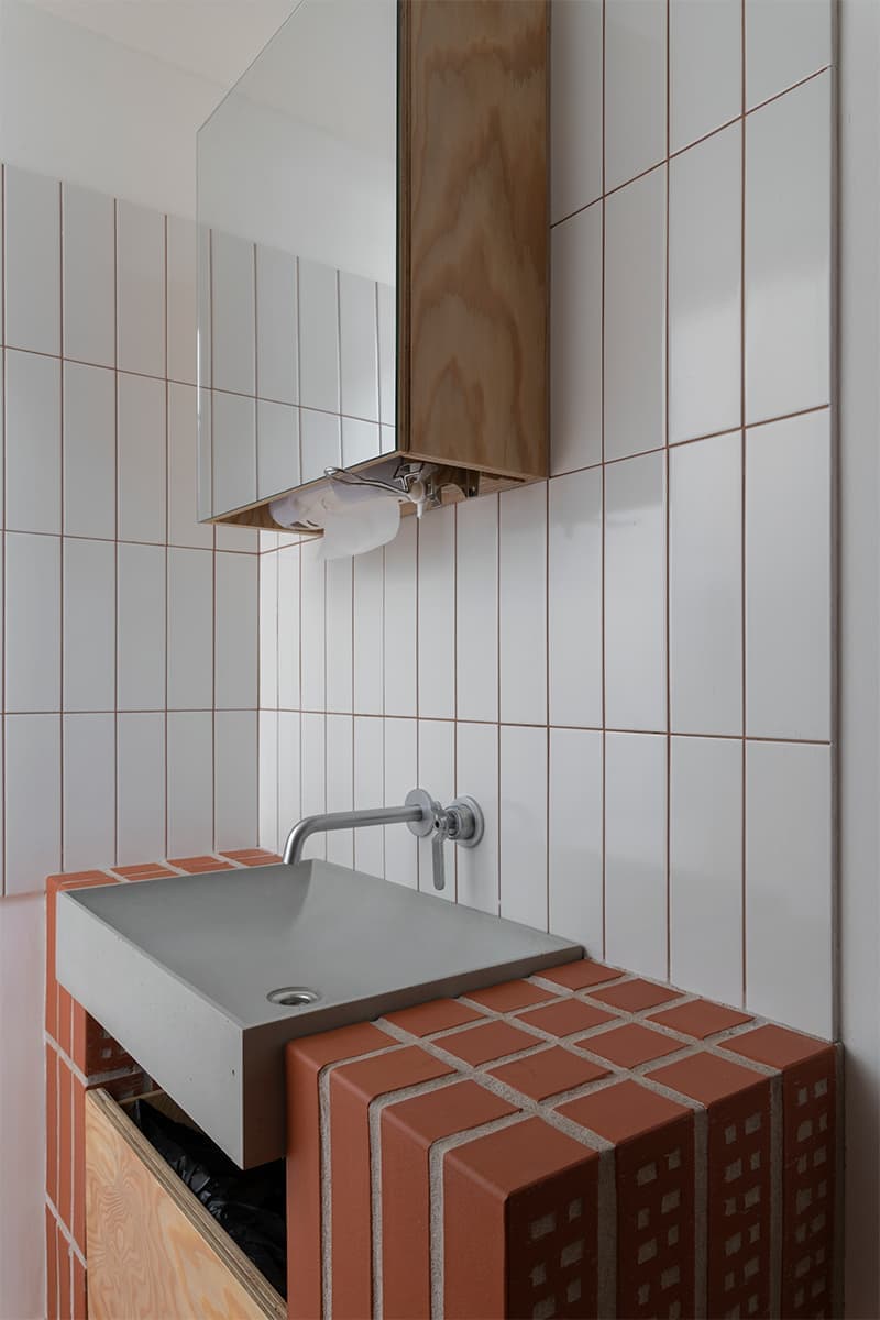 Экспериментальный интерьер московской кофейни в индустриальной эстетике — проект Ксении Раковской