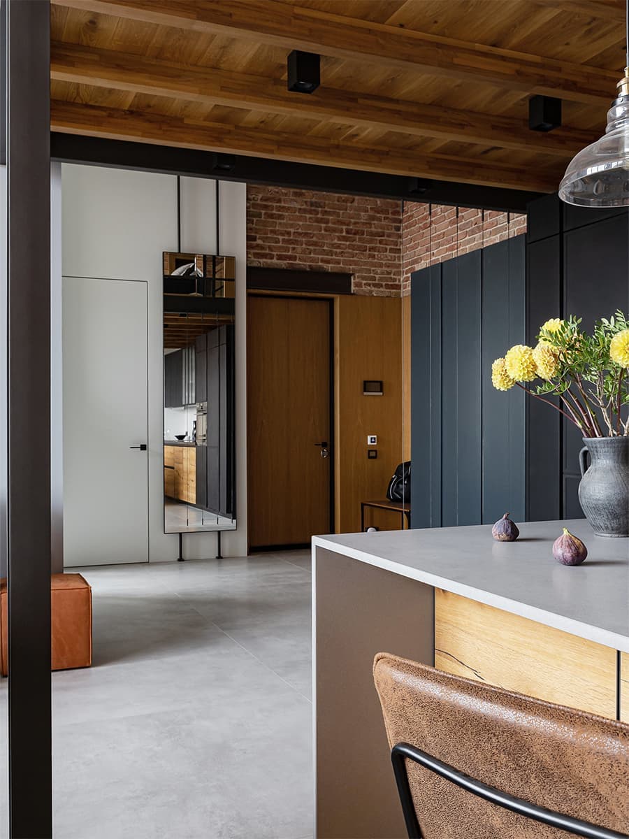 Уютный интерьер двухуровневой квартиры в стиле лофт — проект LOFT APARTMENT от ZROBIM architects