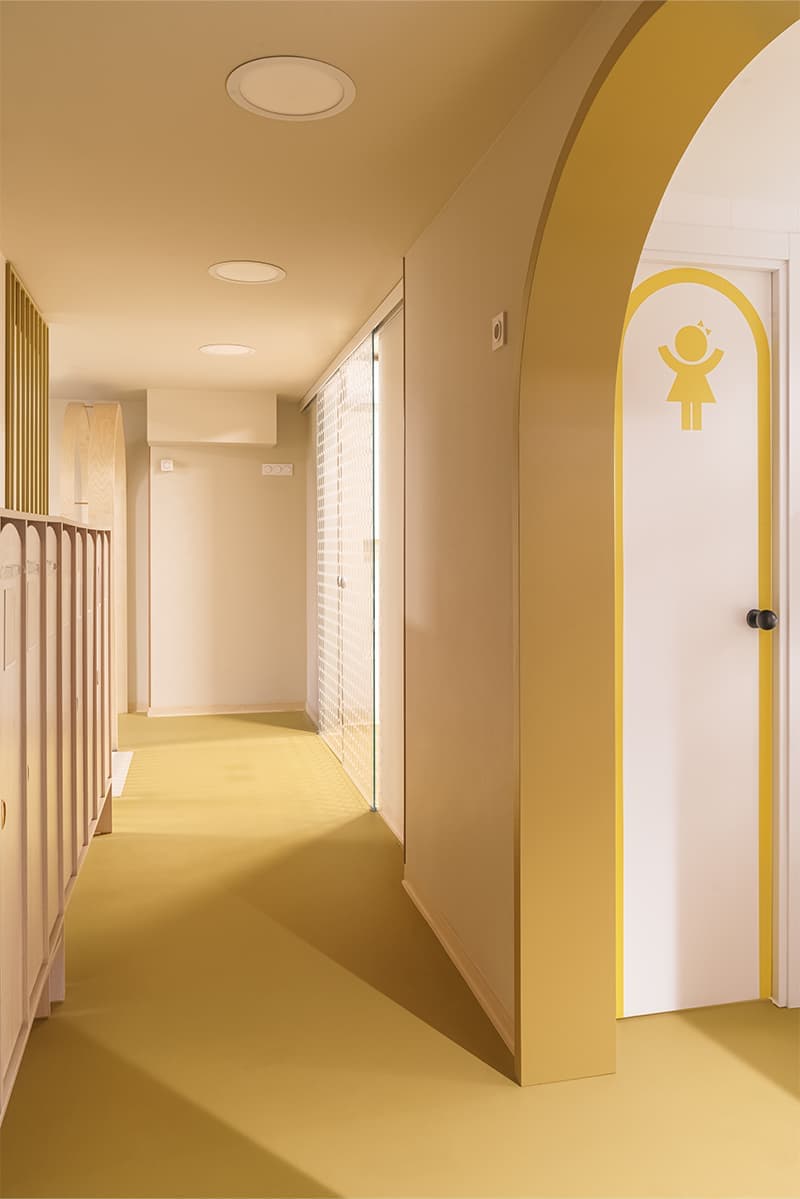 Экологичный интерьер детского клуба в Екатеринбурге — проект дизайн-бюро Zavod11