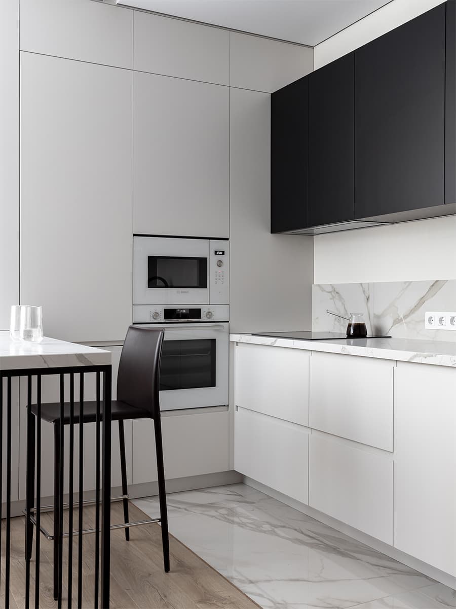 Интерьер семейной квартиры со сказочной детской спальней — проект Дарьи Исаевой