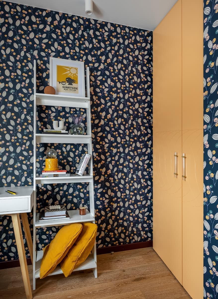 Яркий интерьер квартиры для семьи искусствоведа — проект Дарьи Власовой