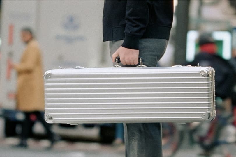 Rimowa и бренд GEWA выпустили футляр для скрипки