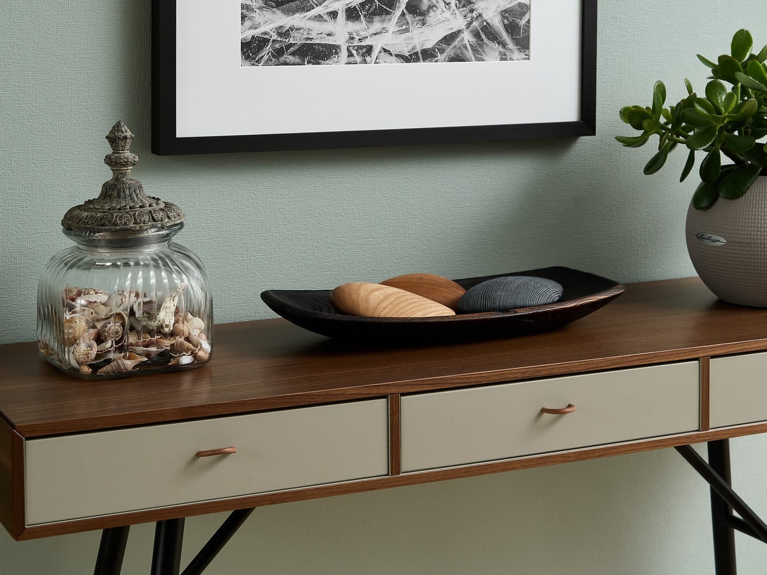 Гармония в лаконичности: интерьер квартиры для путешественника — проект Дмитрия Шумидуба и Ксении Рудневой