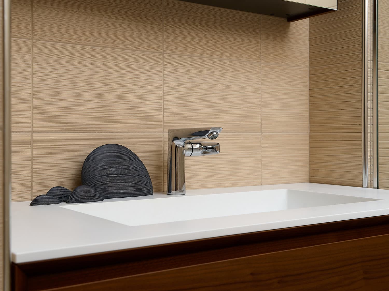 Гармония в лаконичности: интерьер квартиры для путешественника — проект Дмитрия Шумидуба и Ксении Рудневой