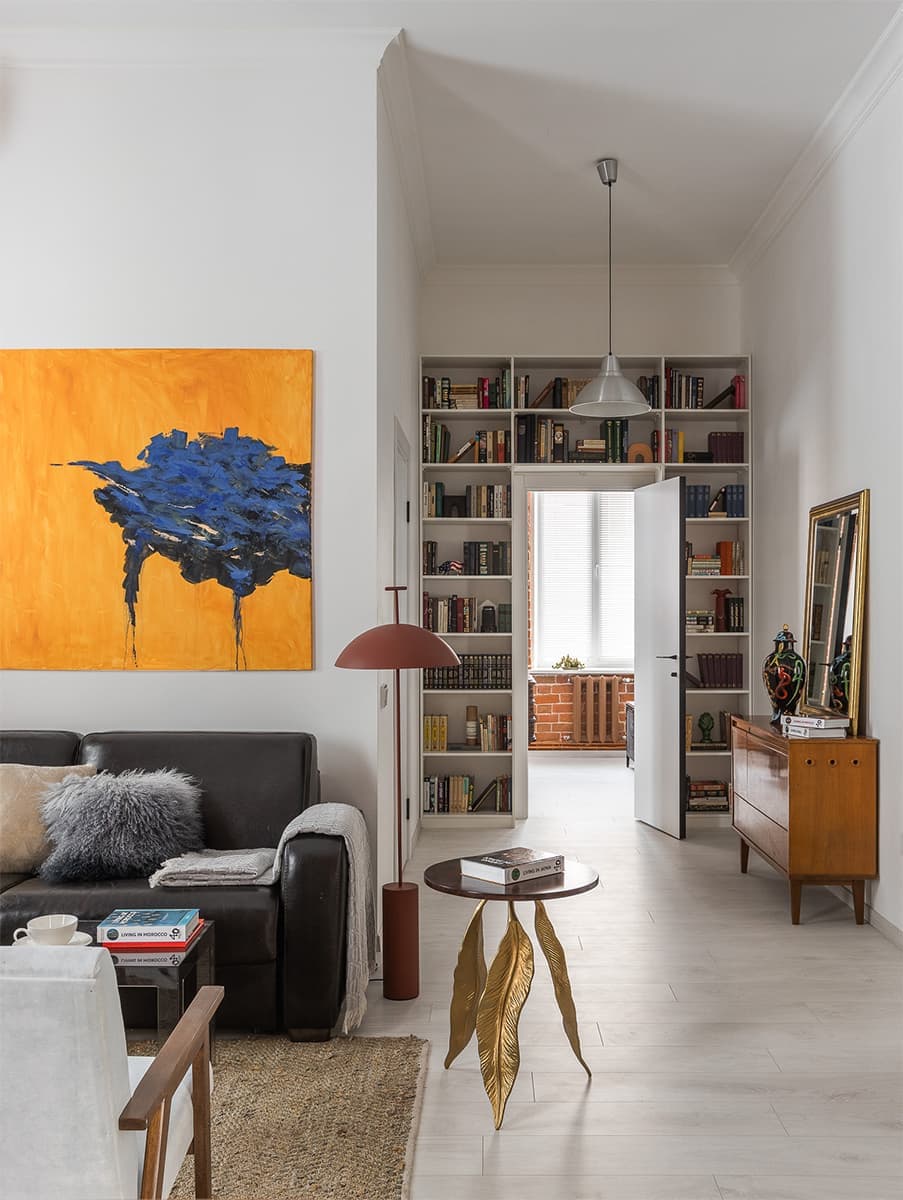 Яркий интерьер мастерской для дизайнера-архитектора в старинном флигеле — проект Лианы Каштановой