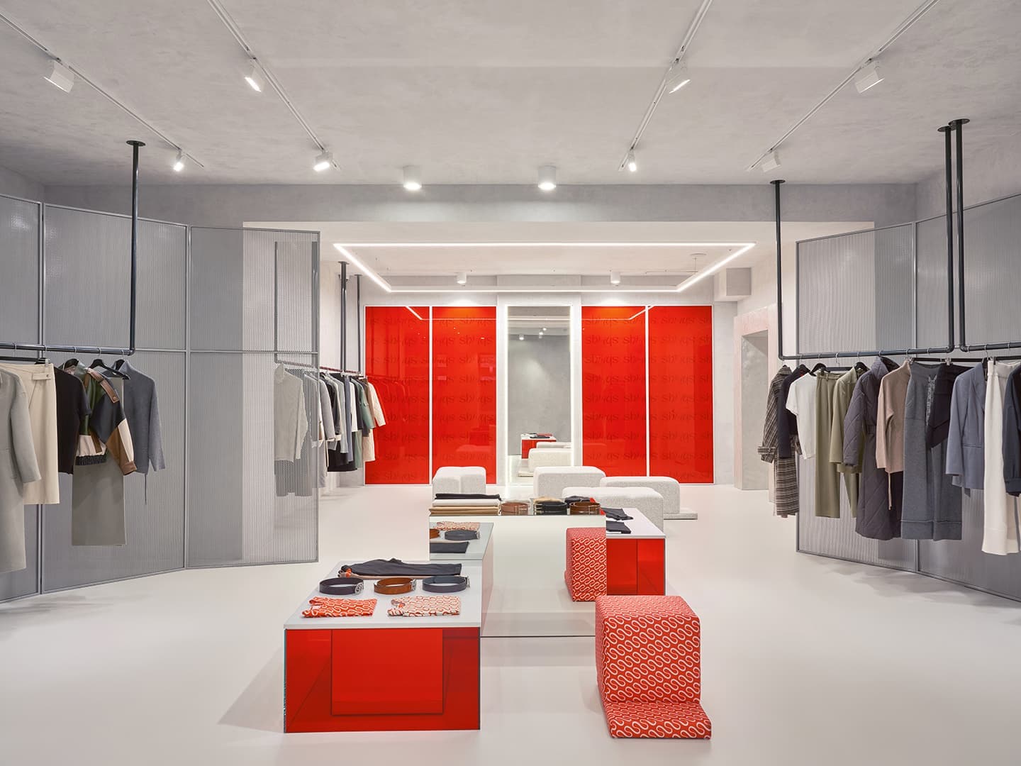 Футуристичный интерьер шоурума женской одежды – проект студии Bilbao Design